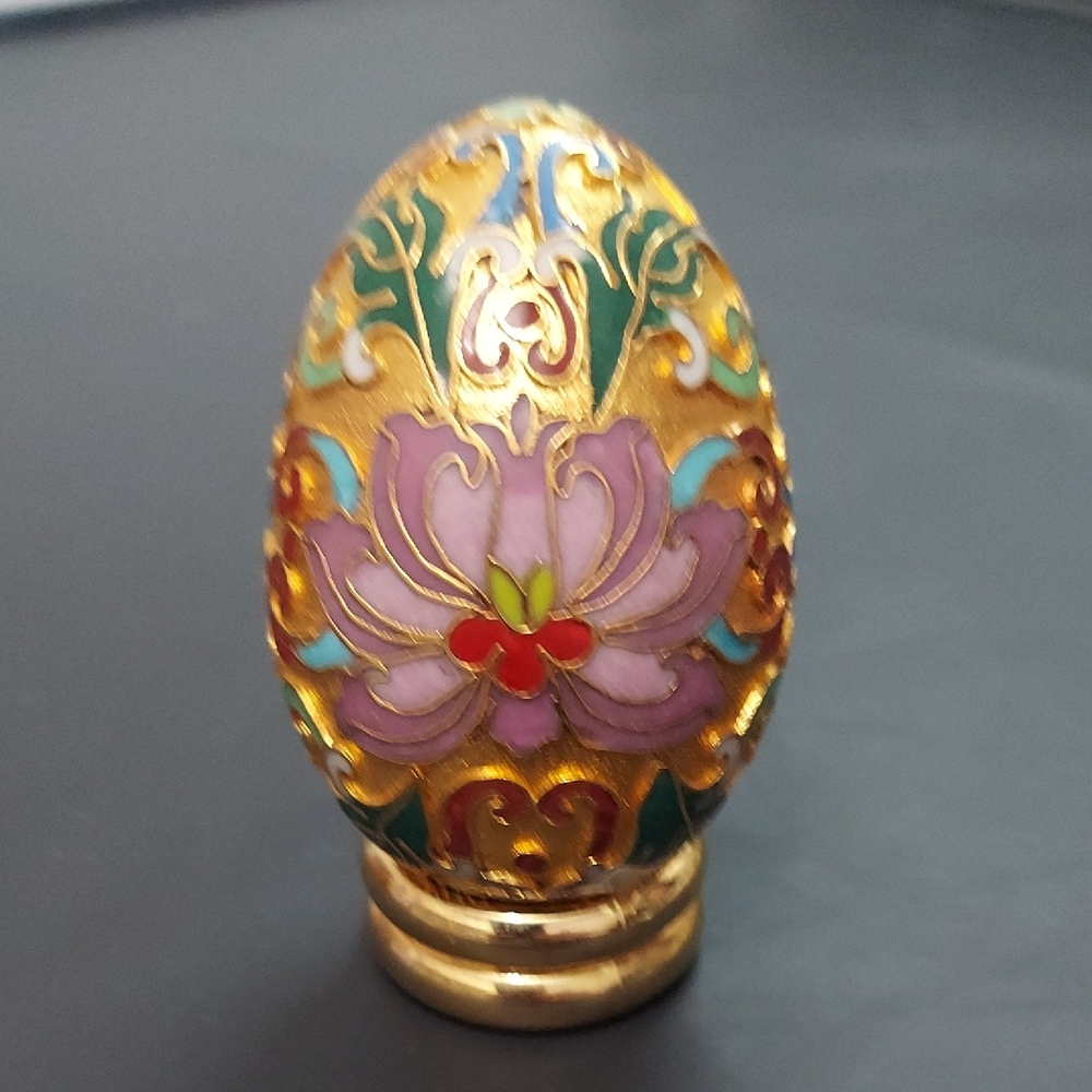Vintage Franklin Mint Cloisonne Egg 1988
